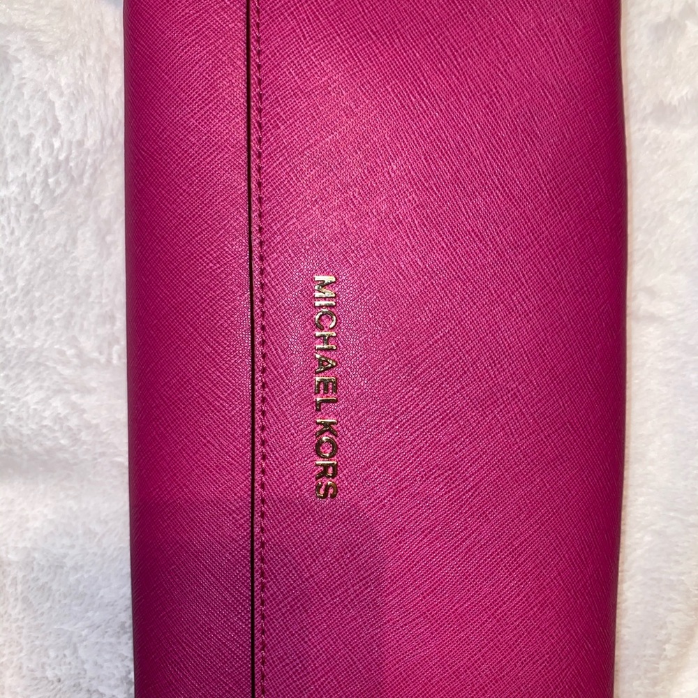 Michael Kors Jet Set Crossbody